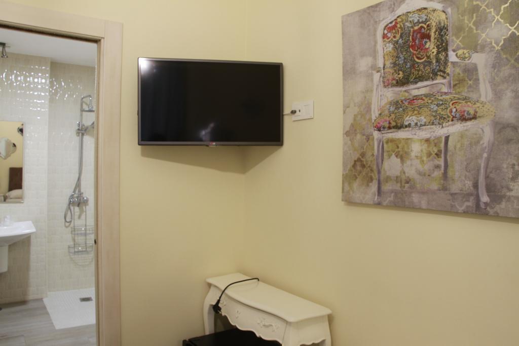 Hotel Hostal Flor De Lis- Lojo Conil De La Frontera Zewnętrze zdjęcie